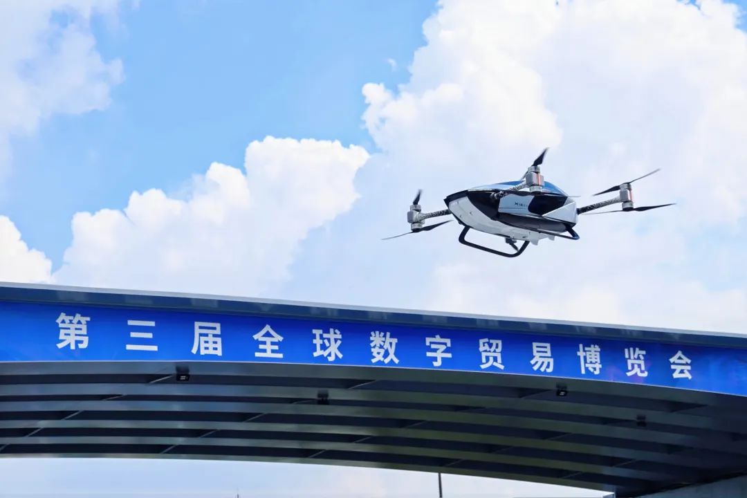 如何解決會(huì)飛汽車(chē)的能源供應(yīng)問(wèn)題？(圖2)