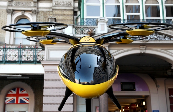 “空中出租車(chē)”亮相倫敦，開(kāi)啟城市空中交通新時(shí)代！(圖2)