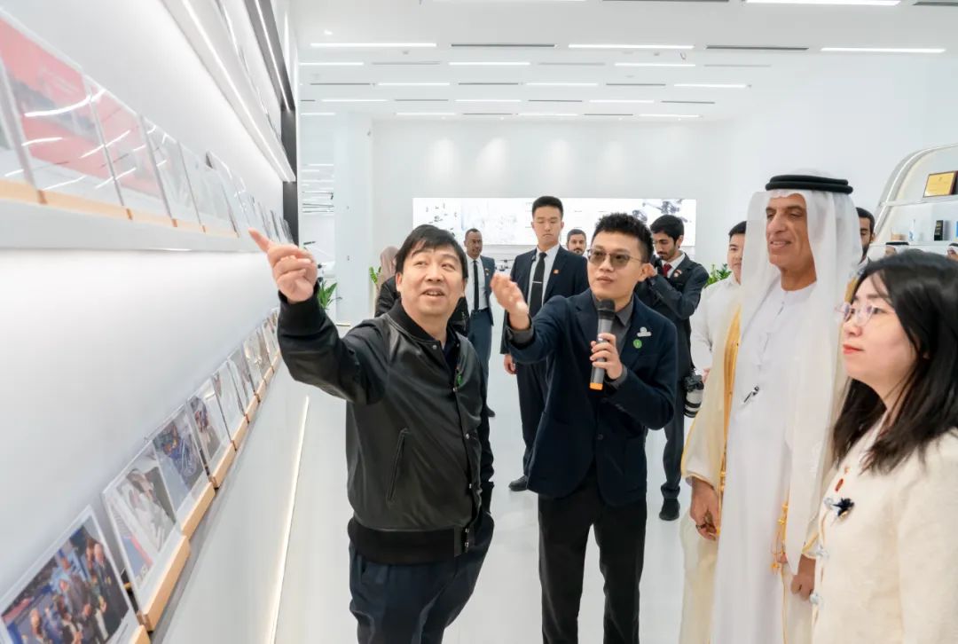 阿聯(lián)酋哈伊馬角酋長一行到訪億航智能，共謀城市空中交通發(fā)展新機遇(圖2)