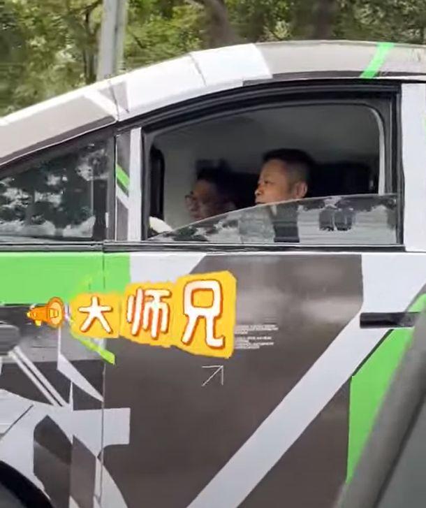 何小鵬測(cè)試陸地航母被拍！(圖4)