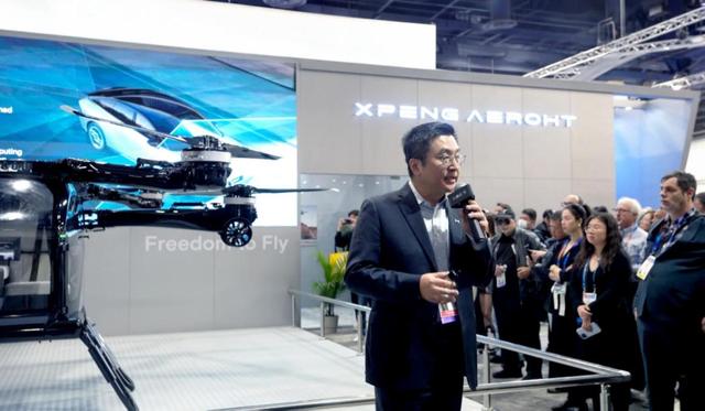 小鵬匯天“陸地航母”飛行汽車海外首秀，計劃2026年量產(chǎn)交付(圖4)