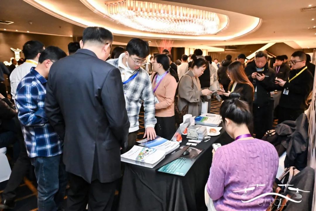 創(chuàng)新驅(qū)動，新質(zhì)賦能 | "2025中國eVTOL創(chuàng)新發(fā)展大會"在上海圓滿落幕！(圖39)