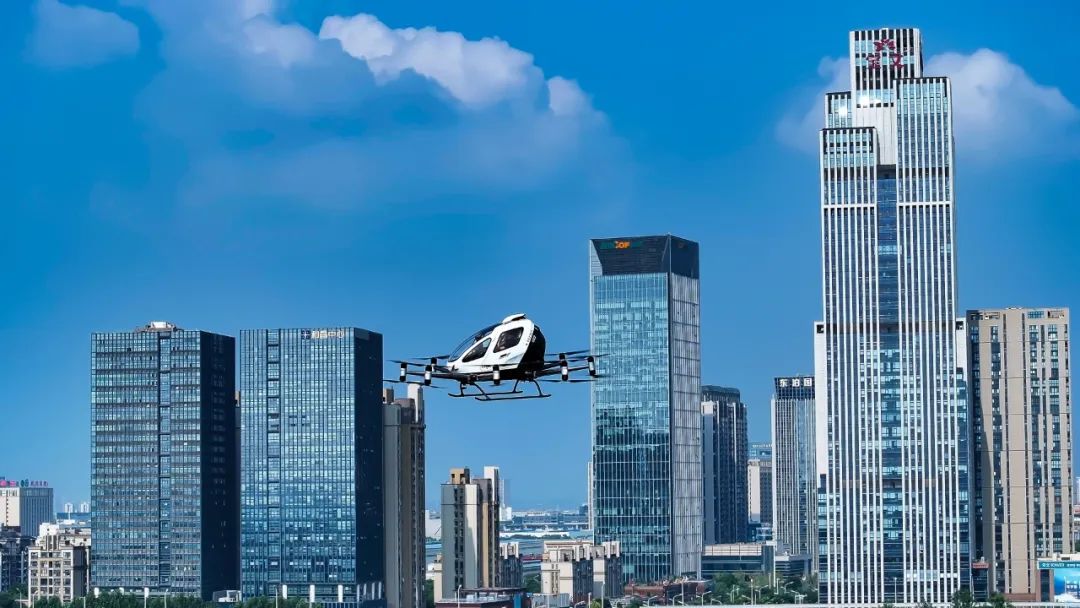 3月28日，全球首張載人無人駕駛航空器運營合格證（OC）落戶合肥，推動低空經(jīng)濟發(fā)展(圖5)